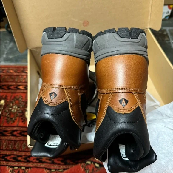 St Elias FG GTX Hiking Boot Size7.5/38 color: Cognac brown - Picture 6 of 7